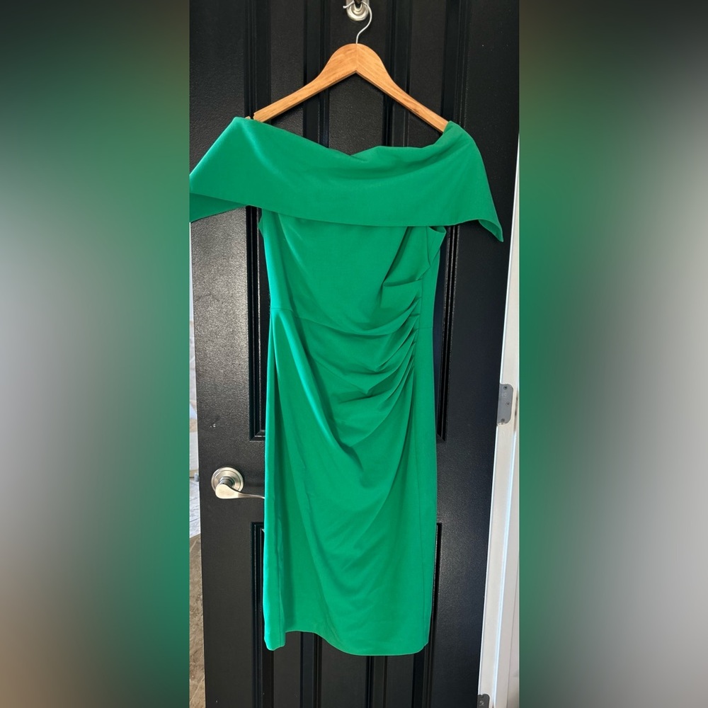 Vince Camuto  off the shoulder cocktail dress!